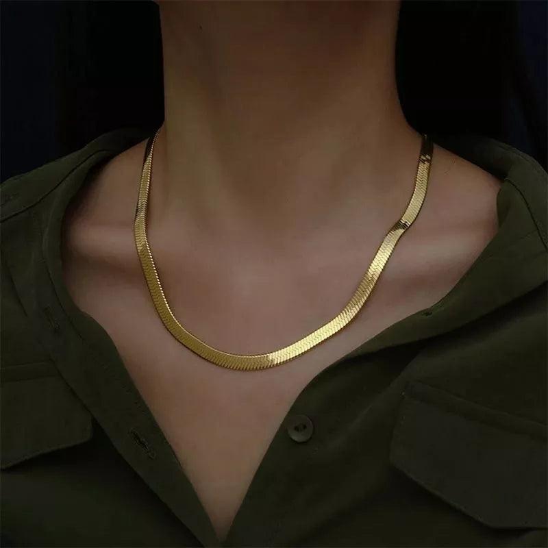 Colar Malha Média Banhada a Ouro 18k - Lume Grace
